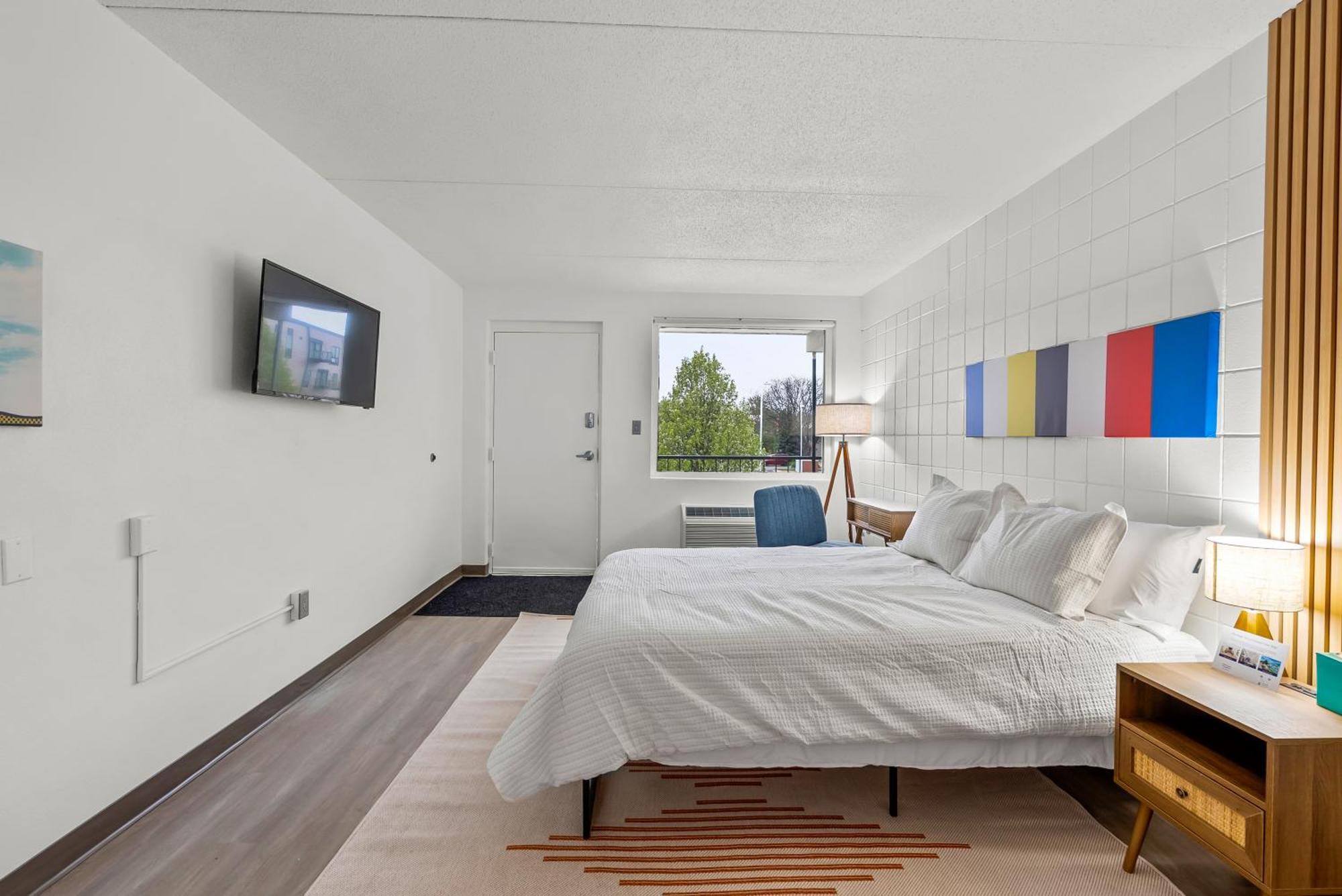 The Lindell Motor Lodge Сийдър Фолс Екстериор снимка